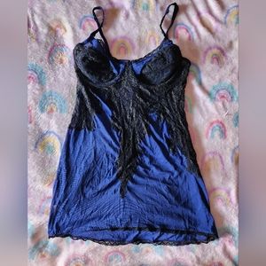 Black & Navy Frederick's of Hollywood 1X nightie.
